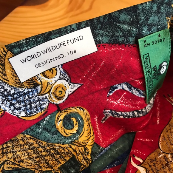World Wild Life Animal Silk Tie - Picture 3 of 5